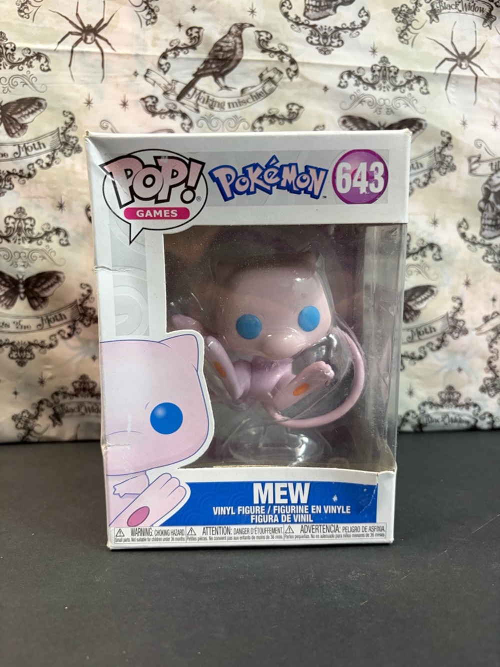 Pokémon Mew Funko Pop Vinyl Figure Games 643 DAMAGED BOX - OOB